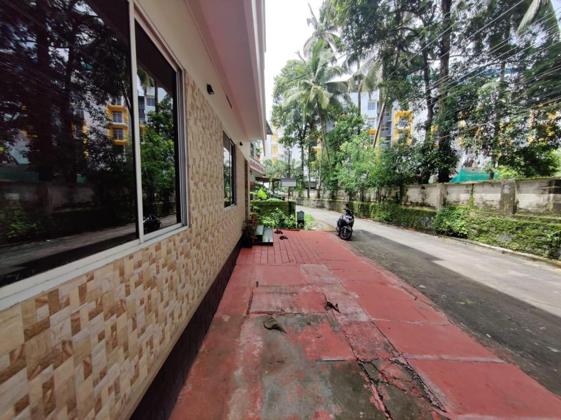 Fresh Up In Guruvayur Krishnendhu Residency Apartamento Exterior foto